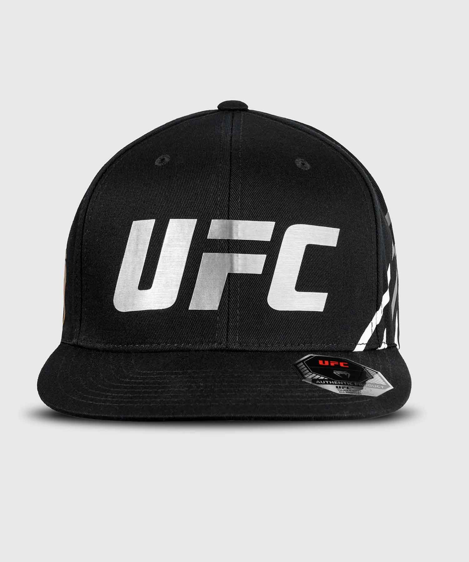 UFC Adrenaline by Venum Authentic Fight Night Baseball Hat／UFC アドレナリン by ヴェナム オーセンティック ファイトナイト ベースボール ハット（黒）