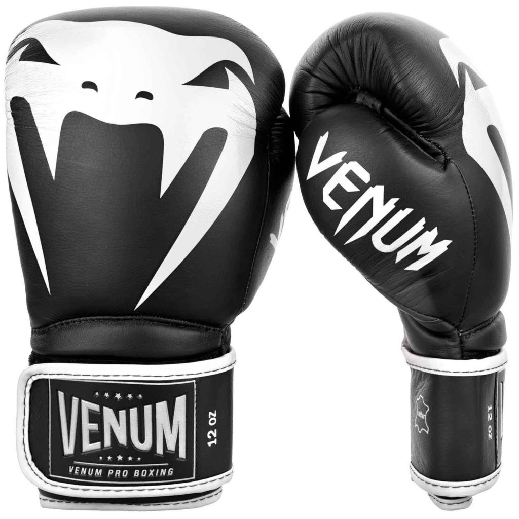 VENUM/ヴェナム GIANT 2.0 PRO BOXING GLOVES VELCRO／ジャイアント 2.0 プロボクシング・グローブ ベルクロ（黒／白）