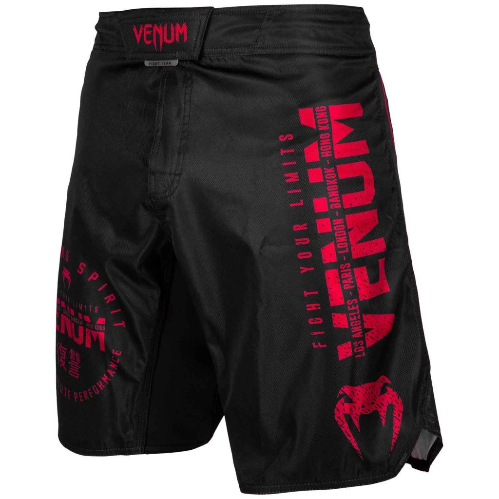 VENUM/ヴェナム SIGNATURE FIGHTSHORTS／シグネイチャー ファイトショーツ（黒／レッド）