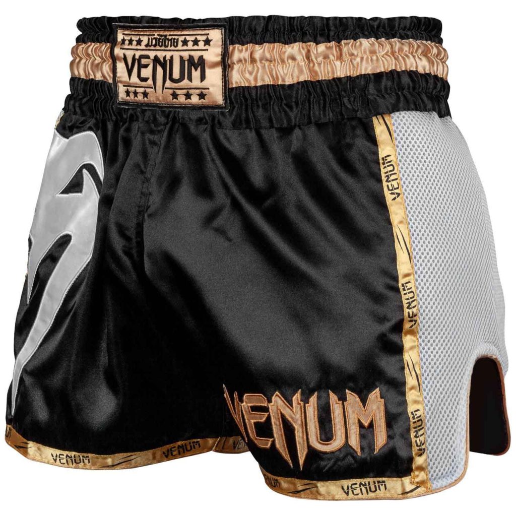 VENUM/ヴェナム GIANT MUAY THAI SHORTS／ジャイアント ムエタイショーツ（黒／ゴールド／白）