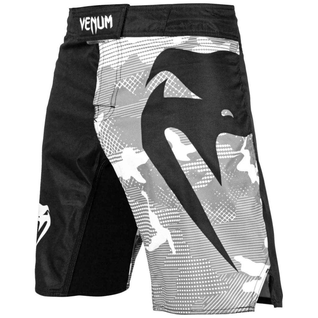 VENUM/ヴェナム LIGHT 3.0 FIGHTSHORTS／ライト 3.0 ファイトショーツ（黒／ホワイト・アーバンカモ）