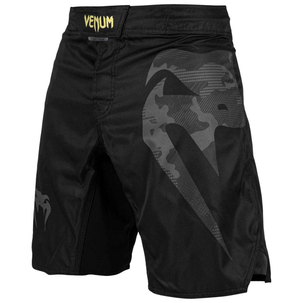 VENUM/ヴェナム LIGHT 3.0 FIGHTSHORTS／ライト 3.0 ファイトショーツ（黒／ ダークカモ／ゴールド）