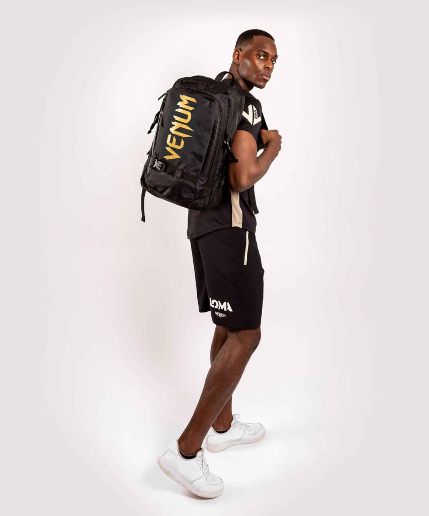 VENUM/ヴェナム CHALLENGER PRO EVO BACKPACK/チャレンジャー プロ エヴォ バックパック(黒/ゴールド)