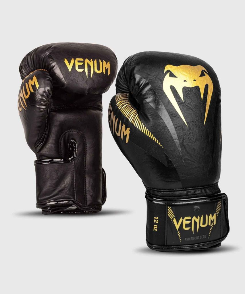 VENUM/ヴェナム IMPACT BOXING GLOVES／インパクト ボクシンググローブ（黒／ゴールド）