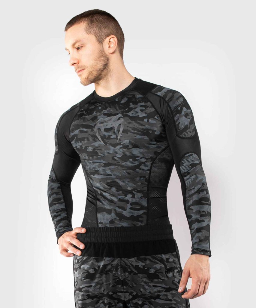 VENUM/ヴェナム DEFENDER RASHGUARD LONG SLEEVES／ディフェンダー ラッシュガード ロングスリーブ（ダークカモ）