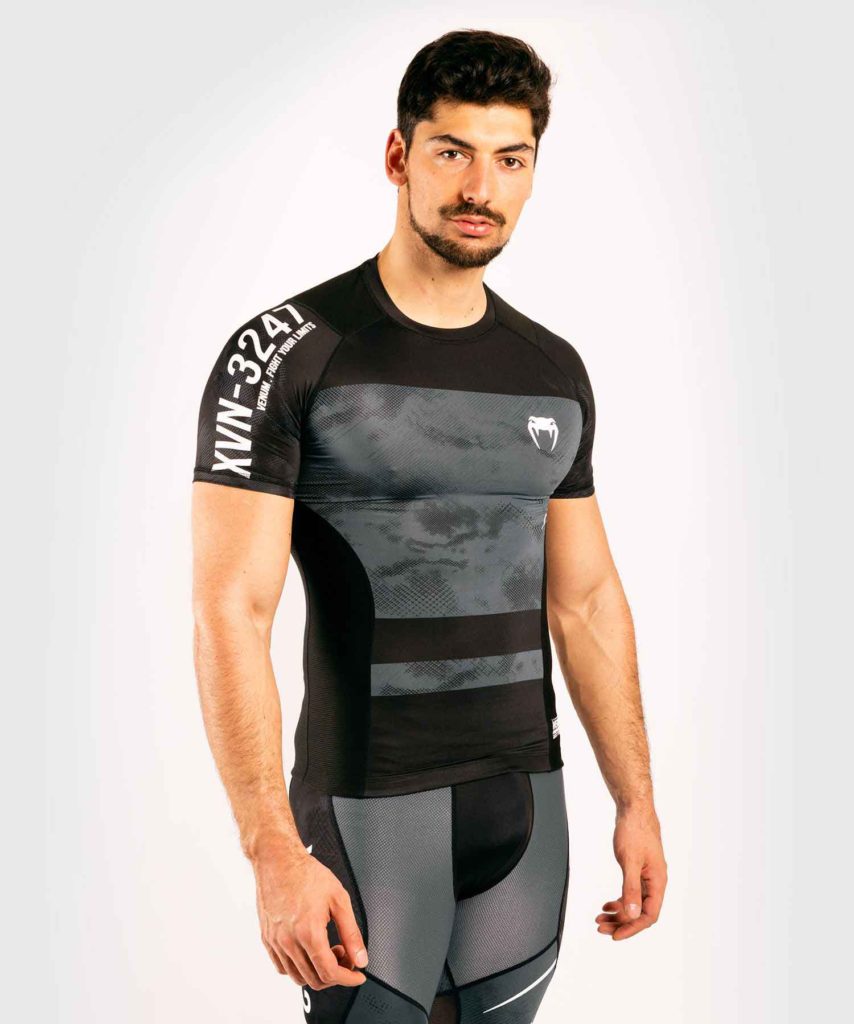 VENUM/ヴェナム SKY247 RASHGUARD SHORT SLEEVES／スカイ247 ラッシュガード ショートスリーブ