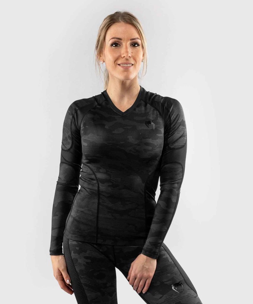 VENUM WOMEN／ヴェナム レディース DEFENDER LONG SLEEVE RASHGUARD／ディフェンダー ロングスリーブ ラッシュガード（黒／ダークグレーカモ）