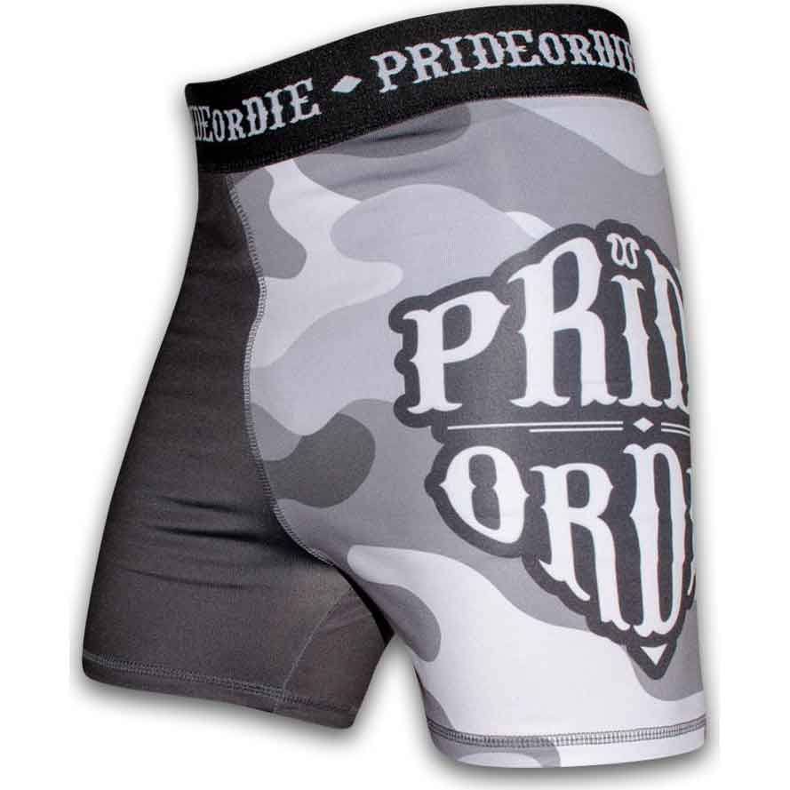 PRIDE OR DIE（PRiDEorDiE）／プライド オア ダイ RECKLESS Compression Shorts／レックレス コンプレッションショーツ