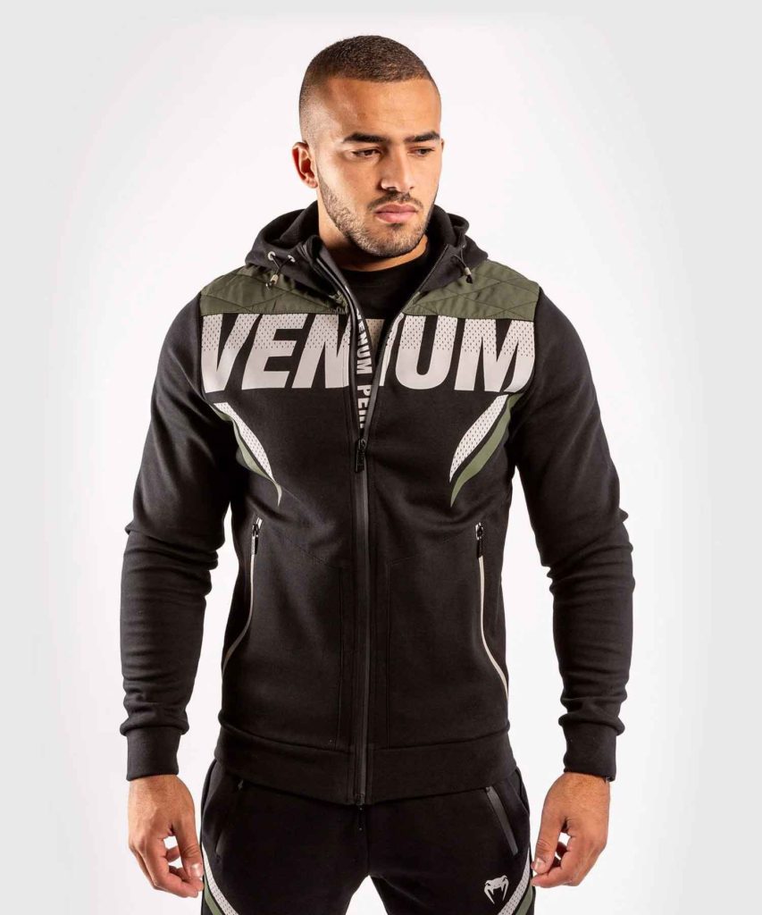 VENUM/ヴェナム VENUM×ONE FC IMPACT HOODIE／VENUM×ONE FC インパクト フーディー（パーカー）黒／カーキ