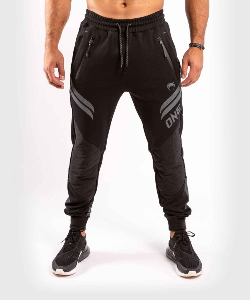 VENUM/ヴェナム VENUM×ONE FC IMPACT JOGGERS／VENUM×ONE FC インパクト ジョガー（黒／グレー）