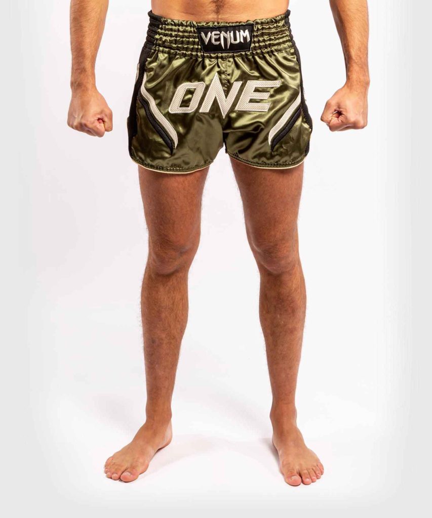 VENUM/ヴェナム VENUM×ONE FC IMPACT MUAY THAI SHORTS／VENUM×ONE FC インパクト ムエタイショーツ（カーキ）