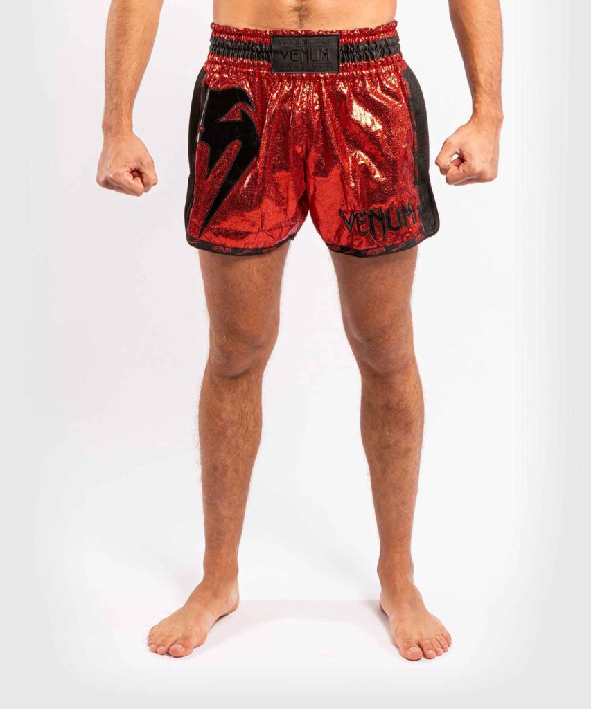 VENUM/ヴェナム GIANT FOIL MUAY THAI SHORTS／ジャイアント フォイル ムエタイショーツ（レッド）