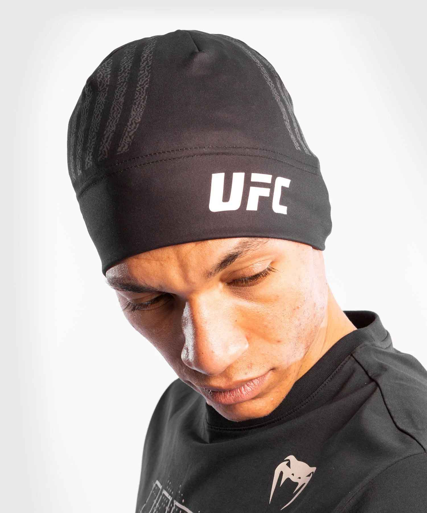 UFC VENUM AUTHENTIC FIGHT NIGHT UNISEX WALKOUT BEANIE／UFC VENUM オーセンティック ファイトナイト ユニセックス ウォークアウト ビーニー（黒）