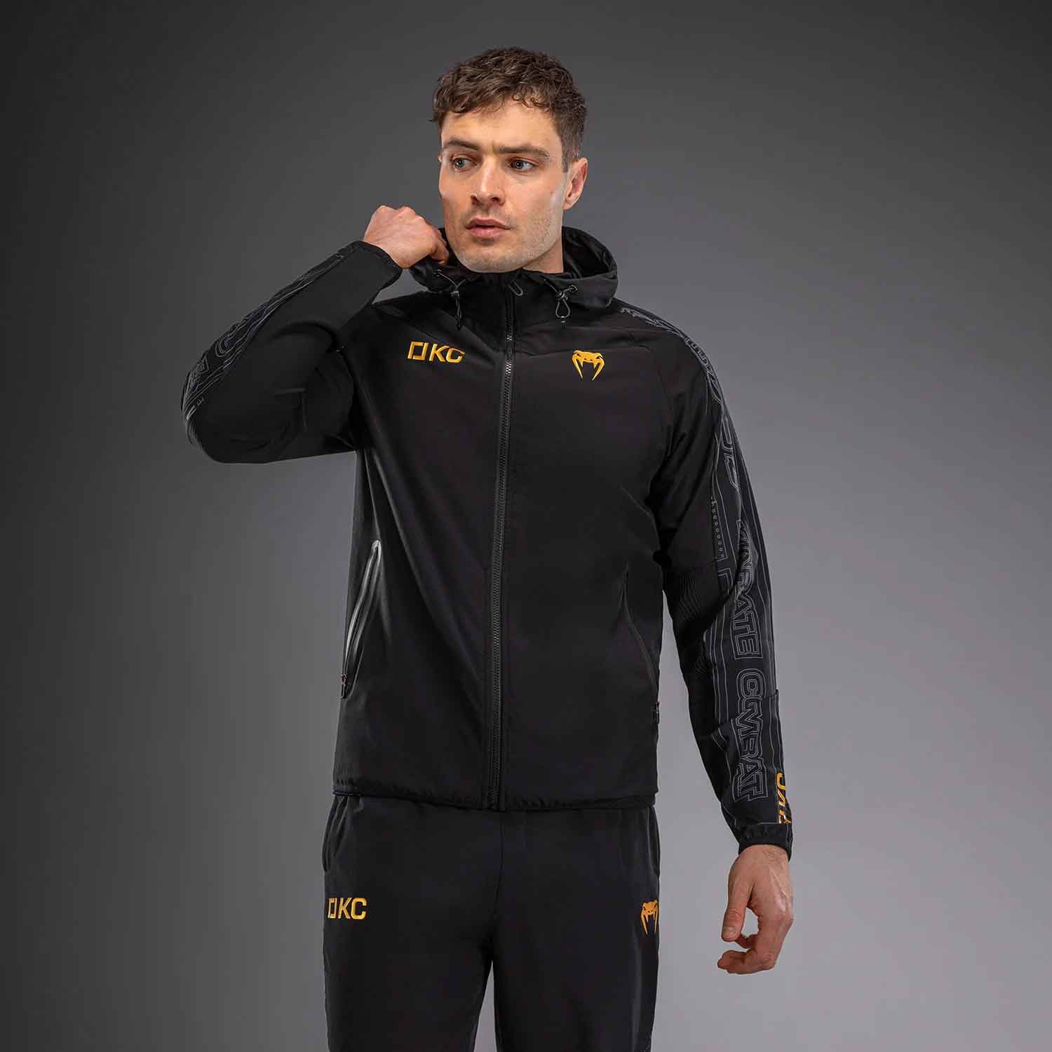 Karate Combat by Venum Track Jacket／カラテ・コンバット by VENUM トラックジャケット