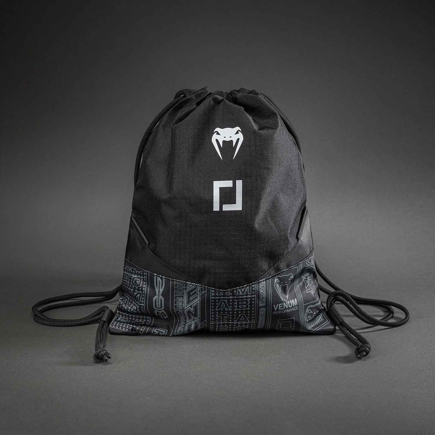 Karate Combat by Venum Drawstring Bag／カラテ・コンバット by VENUM ドローストリングバッグ
