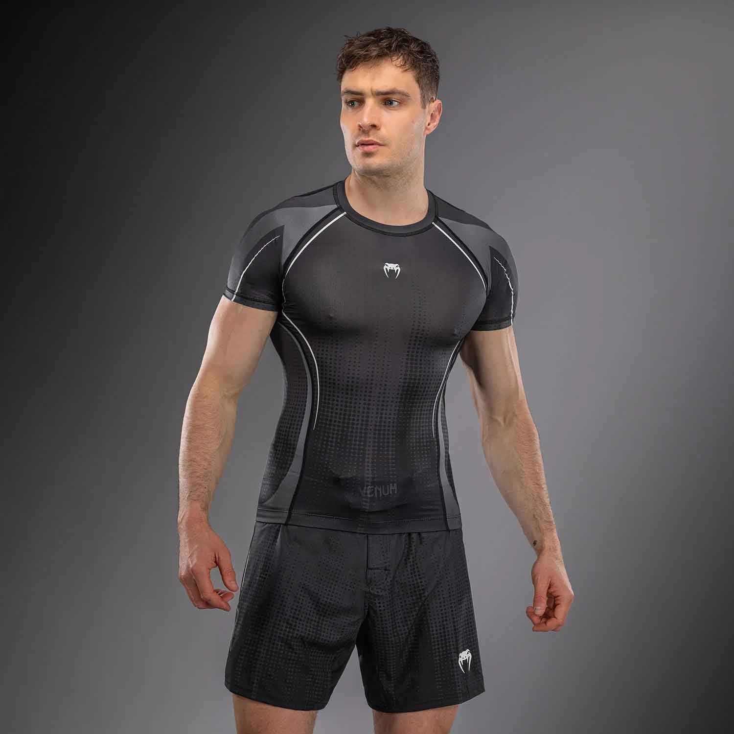 Stealth Short Sleeve Rashguard／ステルス ショートスリーブ ラッシュガード