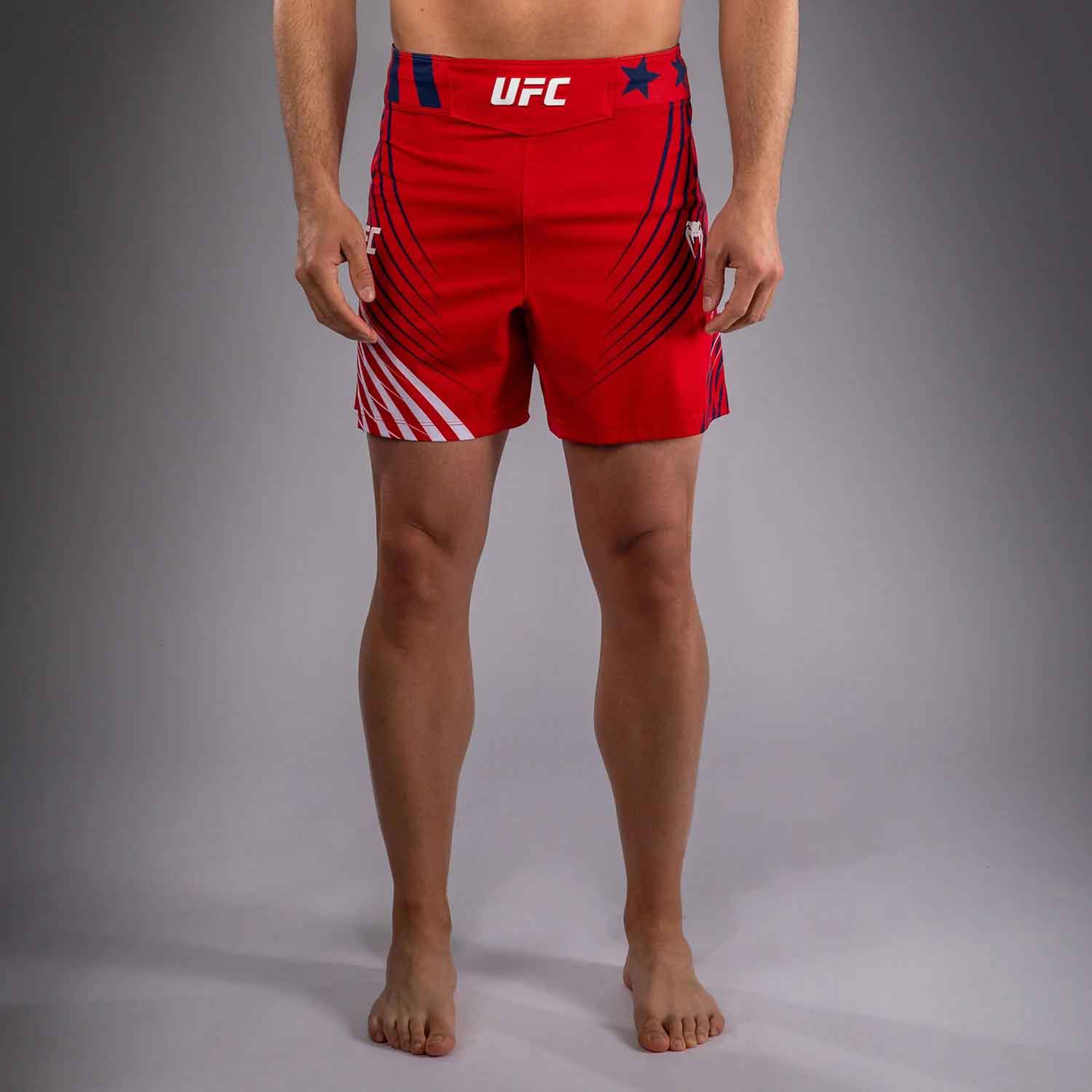 Official UFC Freedom 250 by Venum Authentic Fight Night Men's Red Short Fit Short／オフィシャル UFC フリーダム 250 by ヴェナム オーセンティック ファイトナイト メンズ ショートフィット ファイトショーツ（レッド）