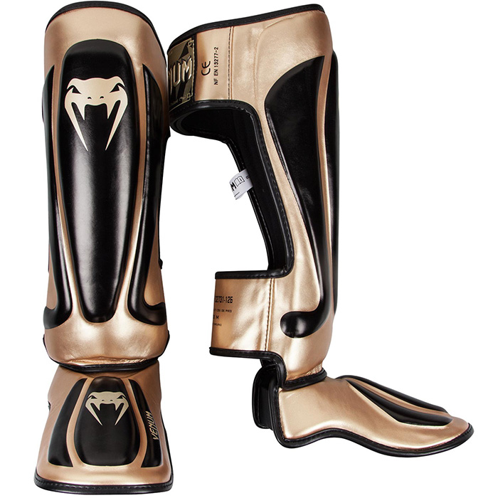 PREDATOR STANDUP SHINGUARDS／プレデター スタンドアップ シンガード（黒／ゴールド）