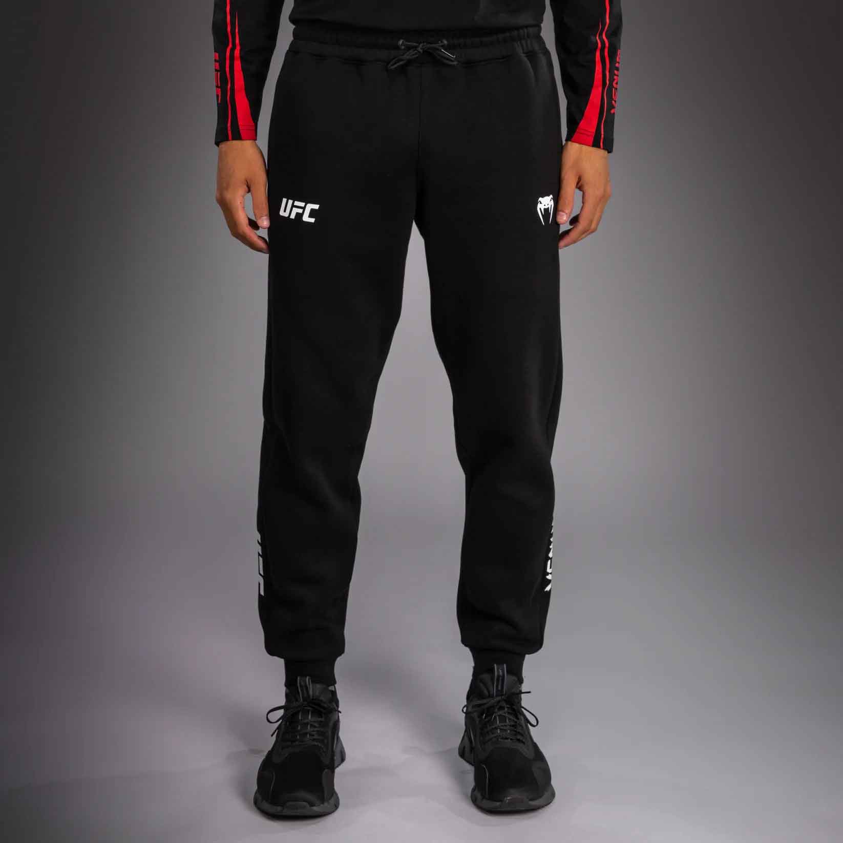 UFC Unity by Venum Authentic Fight Week Venum Men's Cotton Pant／UFC ユニティ by ヴェナム オーセンティック ファイトウィーク メンズ コットンパンツ（黒）