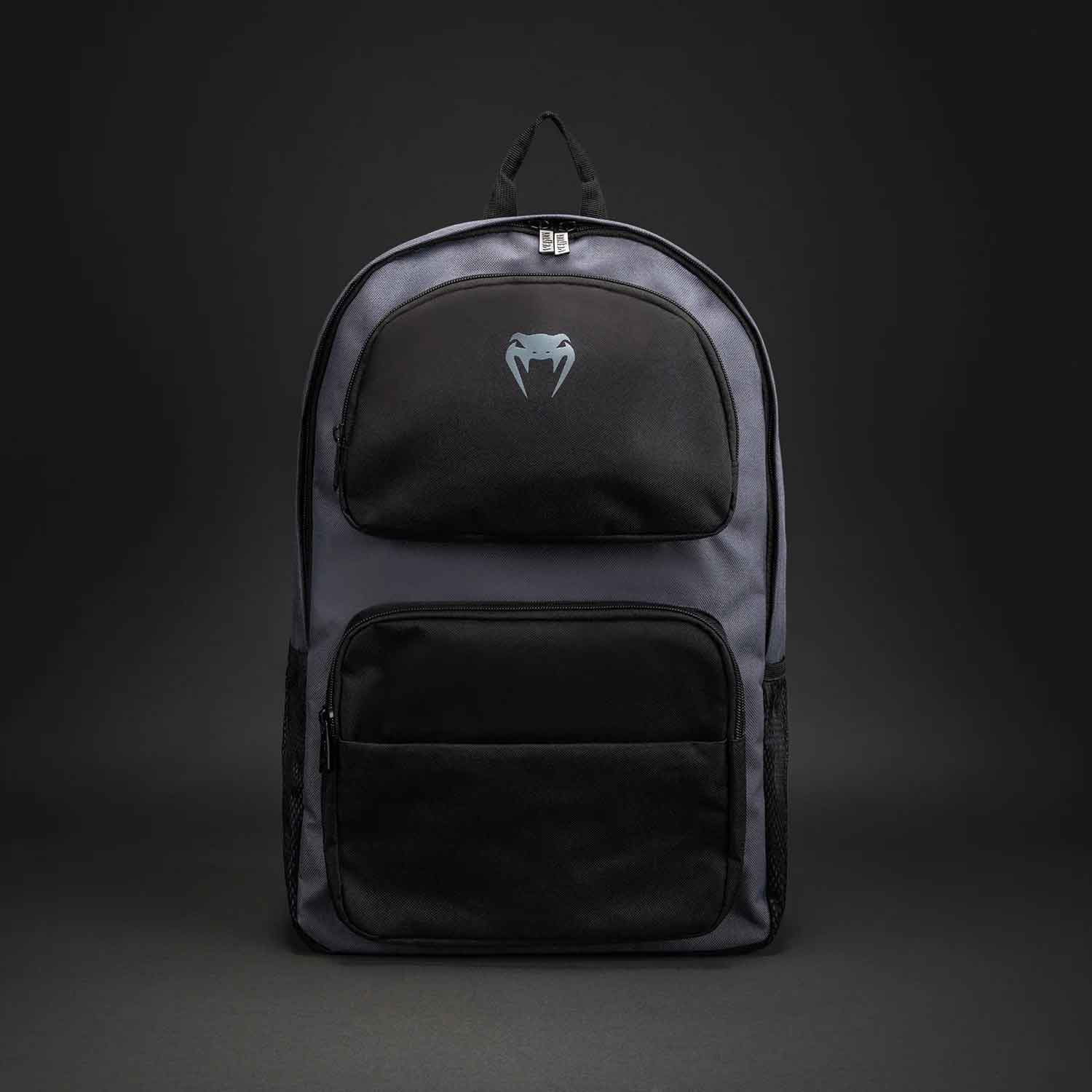 Essential Backpack／エッセンシャル バックパック（グレー／黒）