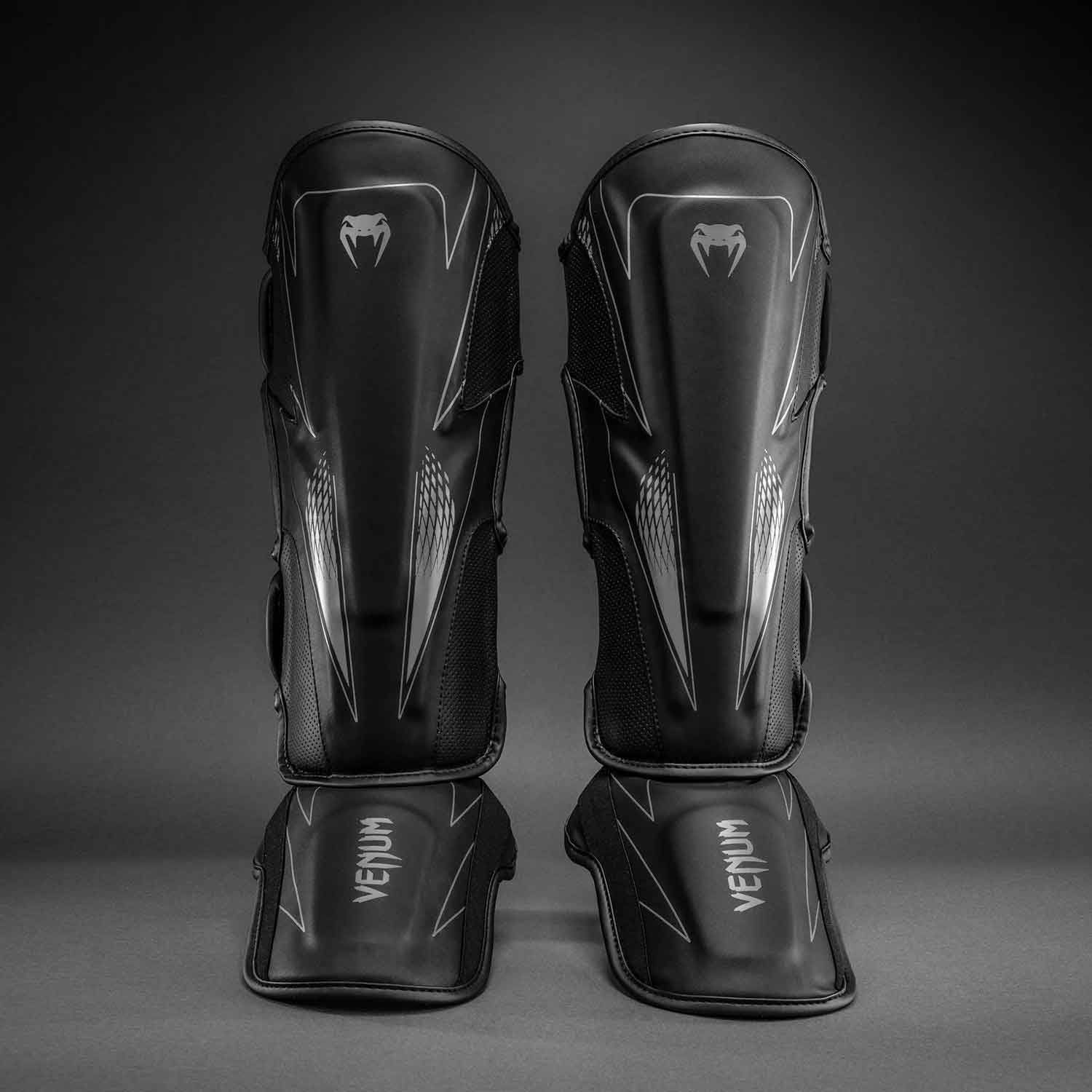 Amazonia Reborn Impact Evo Shin Guards／アマゾニア リボーン インパクト エヴォ シンガード（黒／グレー）