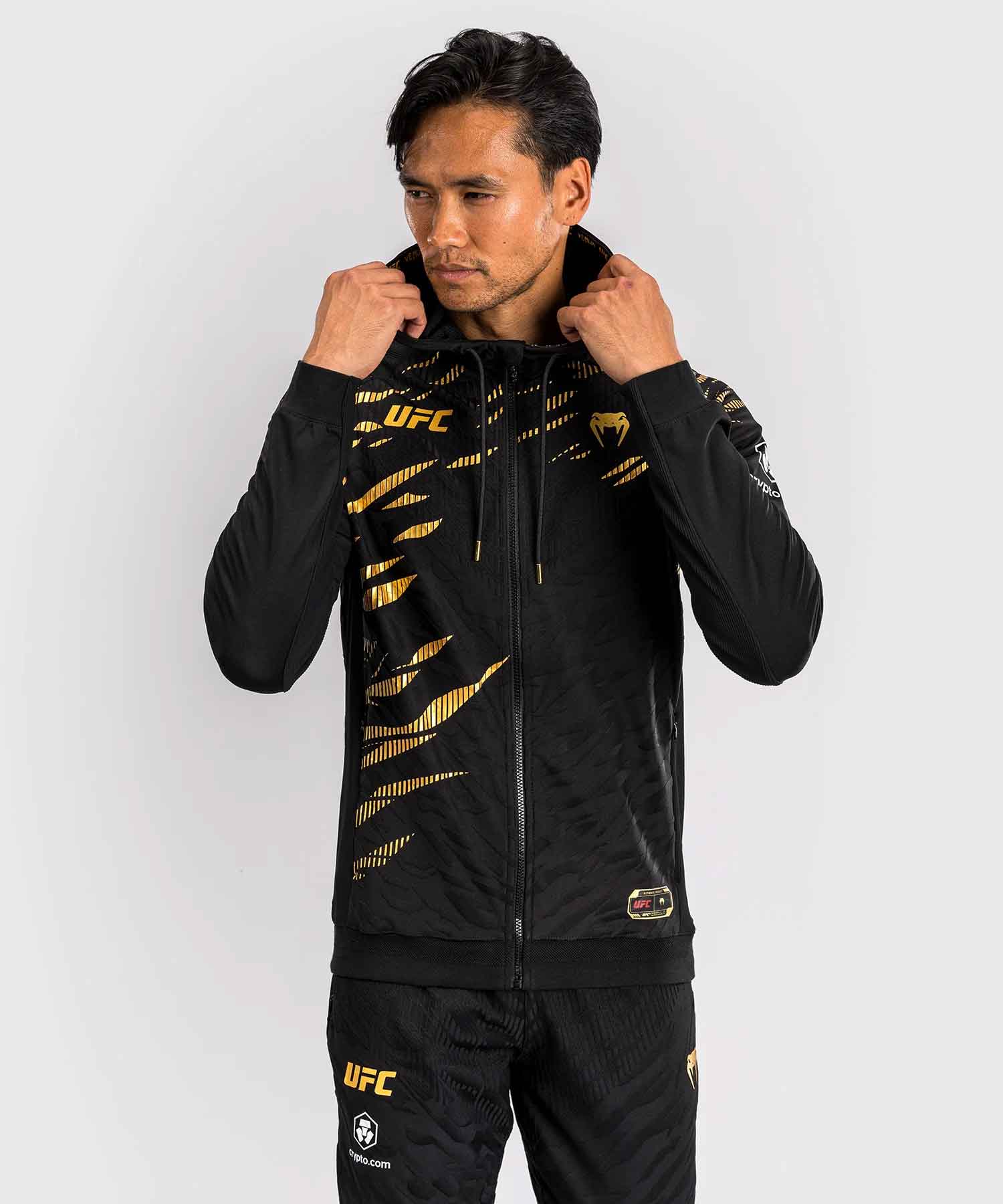 UFC Fusion by Venum Authentic Fight Night Men’s Walkout Hoodie Champion／UFC フュージョン by ヴェナム オーセンティック ファイトナイト メンズ ウォークアウト フーディー（チャンピオン）
