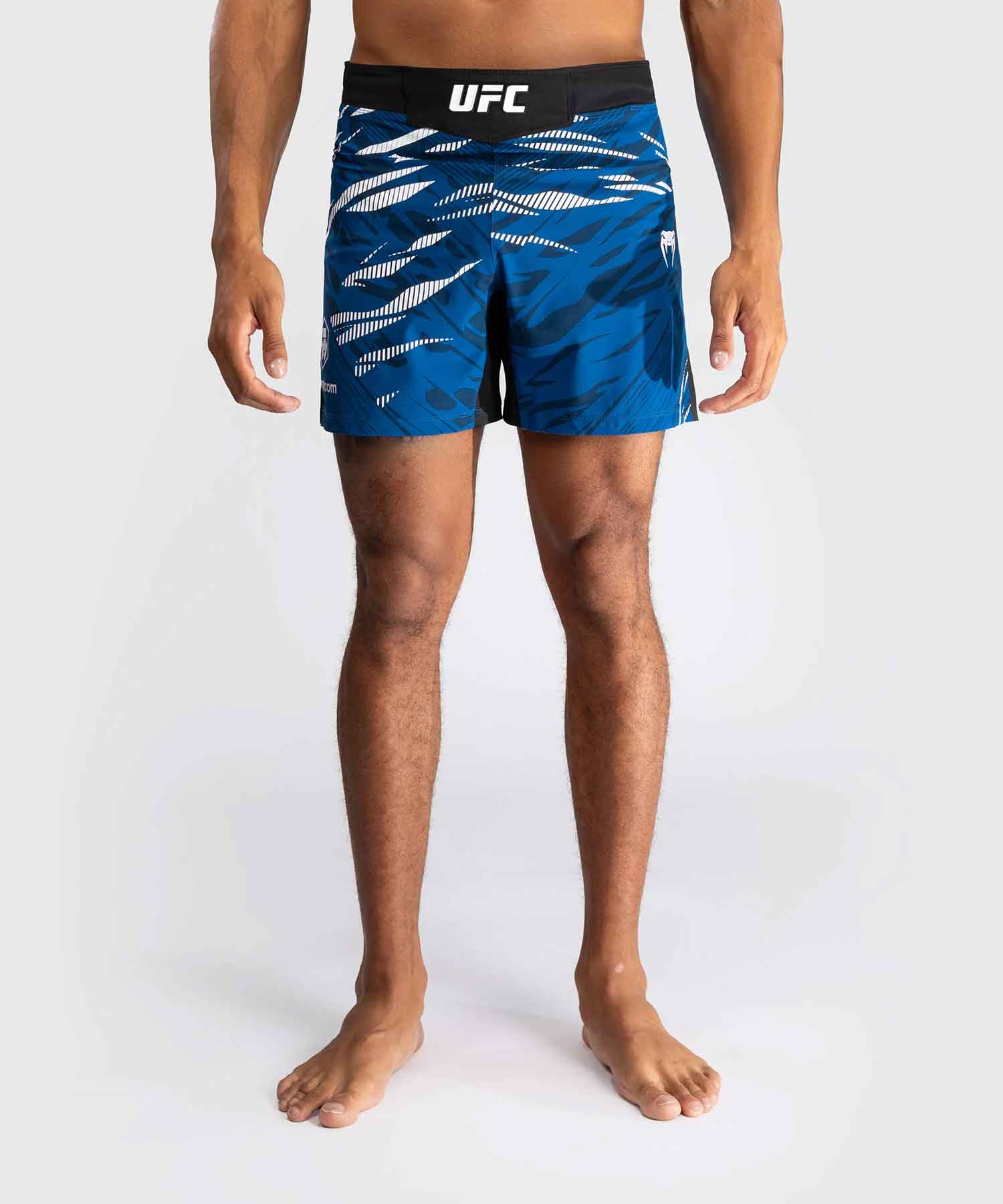 UFC Fusion by Venum Authentic Fight Night Men’s Fight Short Short Fit／UFC フュージョン by ヴェナム オーセンティック ファイトナイト メンズ ファイトショーツ ショートフィット（ブルー）