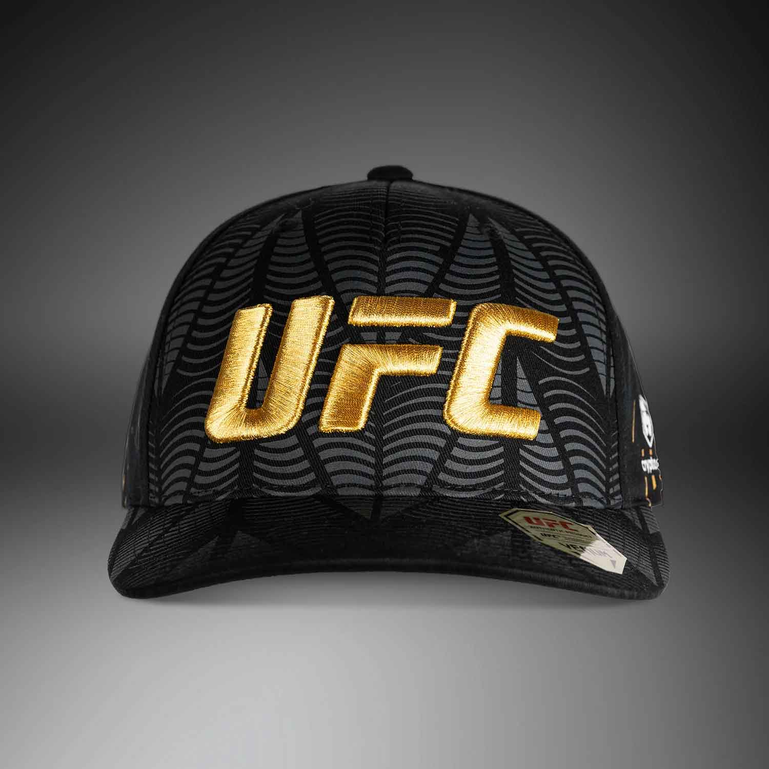 UFC Zenith by Venum Authentic Fight Night Cap／UFC ゼニス by VENUM オーセンティック ファイトナイト キャップ（黒／ゴールド）