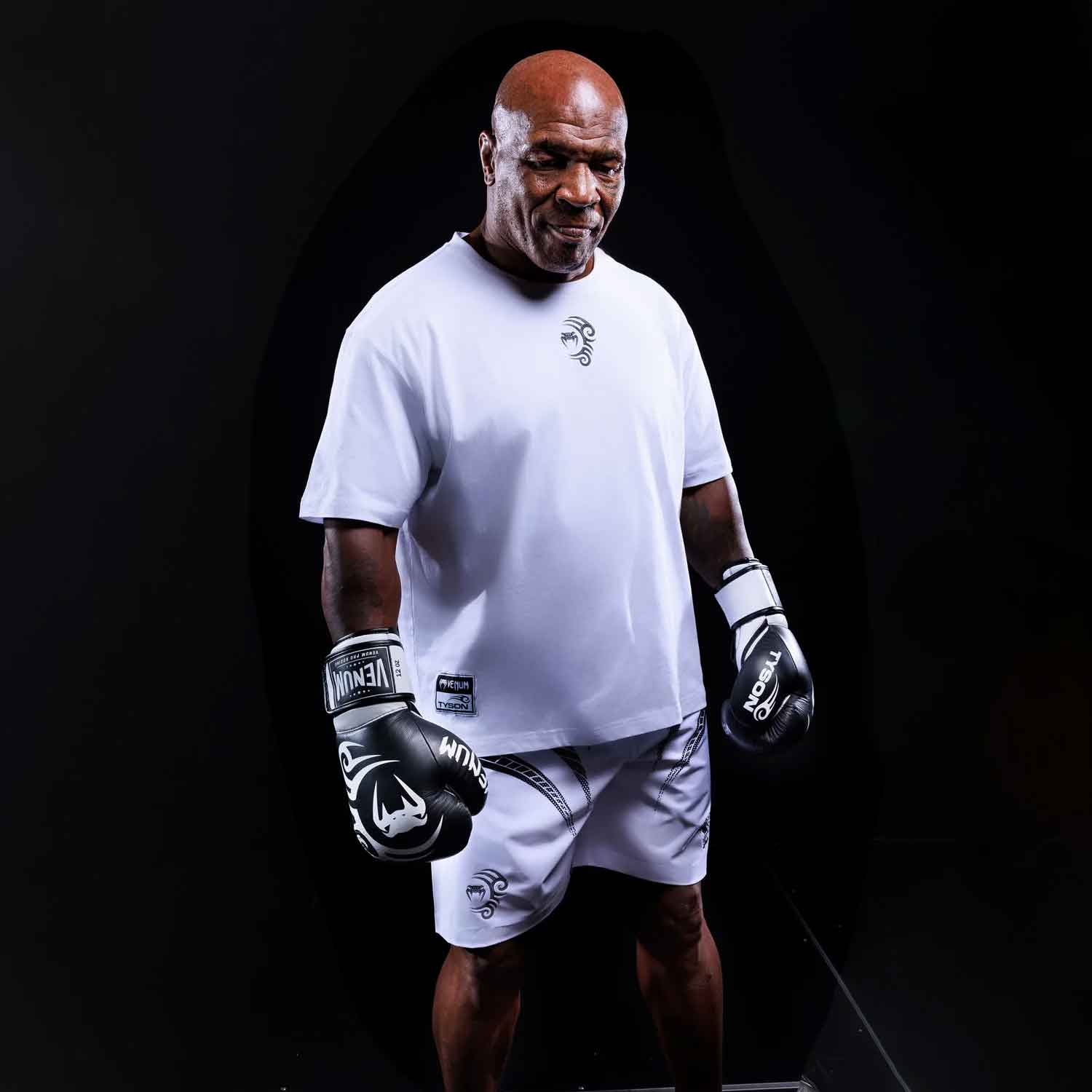 Venum x Mike Tyson Tiger T-Shirt／ヴェナム×マイク・タイソン タイガー Tシャツ（ホワイト）