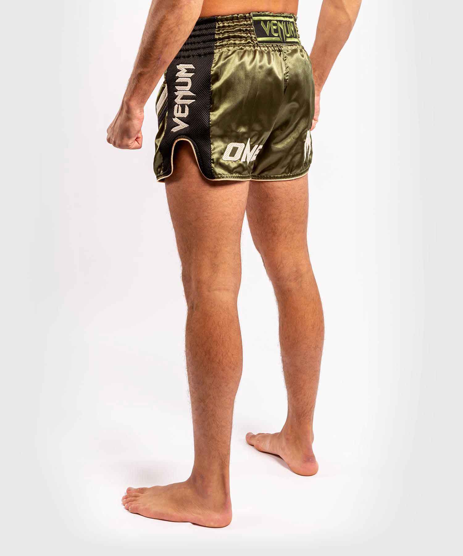 VENUM／ヴェナム　ムエタイショーツ　　VENUM×ONE FC IMPACT MUAY THAI SHORTS／VENUM×ONE FC インパクト ムエタイショーツ（カーキ）