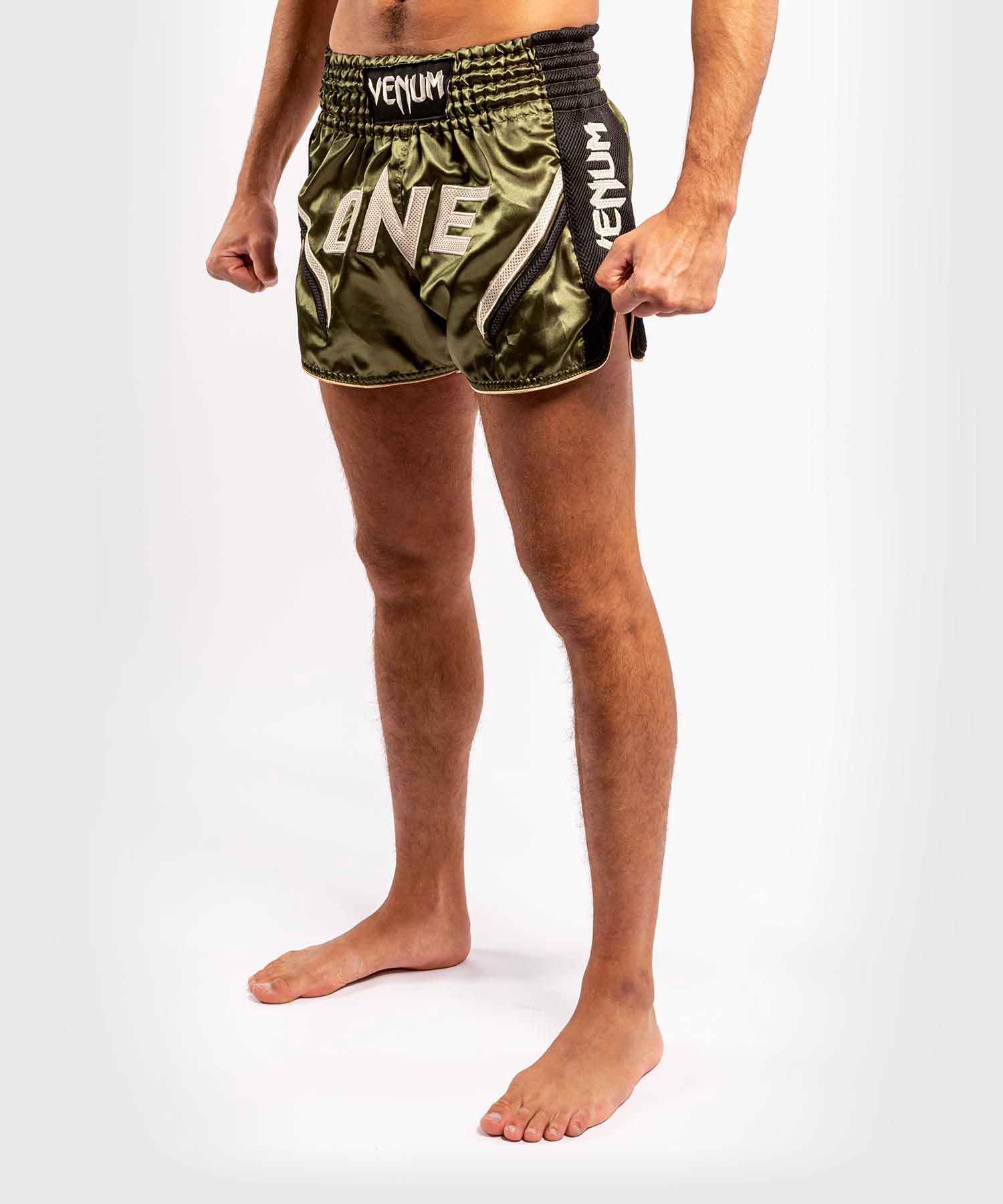 VENUM／ヴェナム　ムエタイショーツ　　VENUM×ONE FC IMPACT MUAY THAI SHORTS／VENUM×ONE FC インパクト ムエタイショーツ（カーキ）