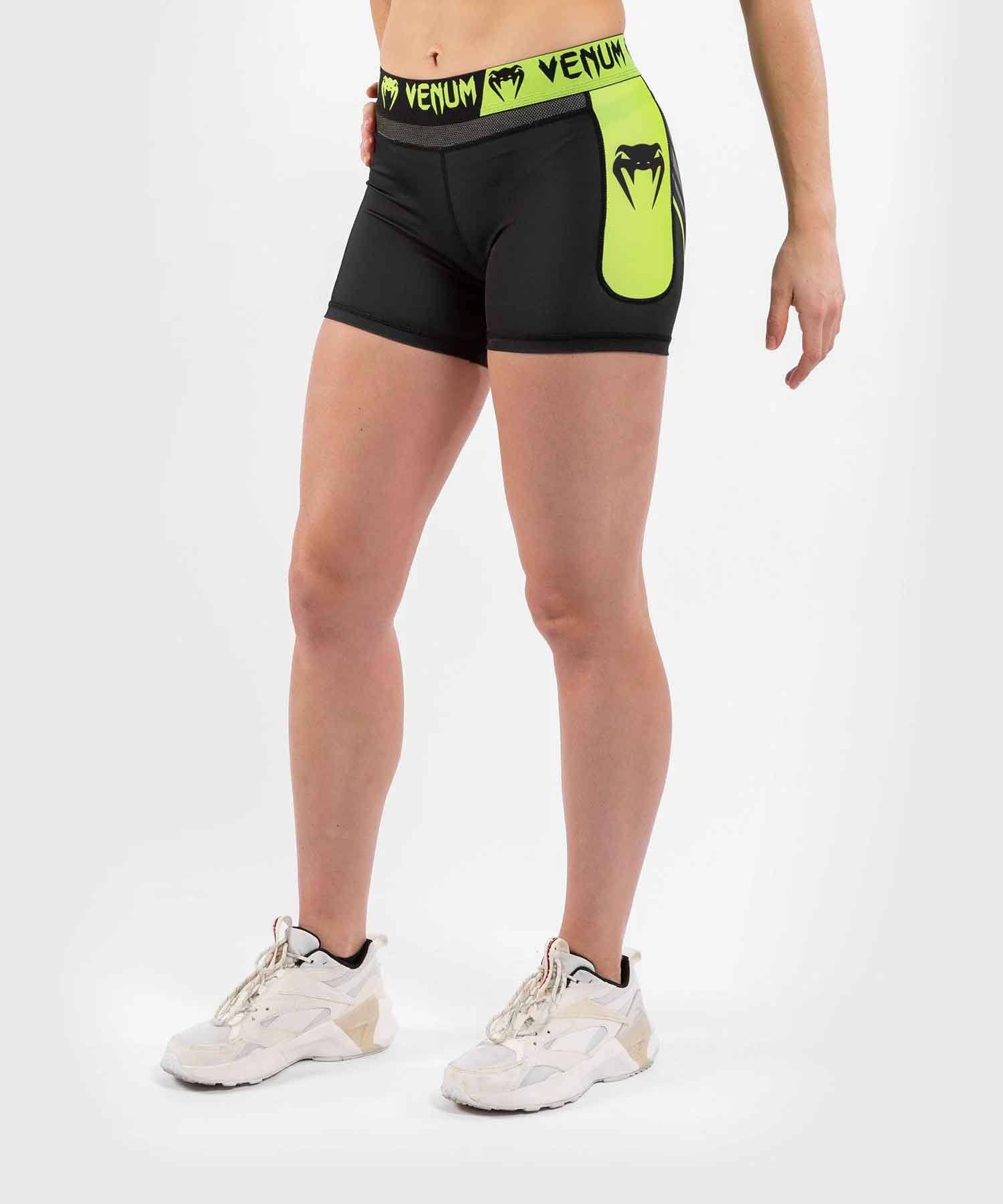 VENUM WOMEN／レディース　ショーツ　　TRAINING CAMP 3.0 WOMEN COMPRESSION SHORTS／トレーニングキャンプ 3.0 レディース コンプレッションショーツ