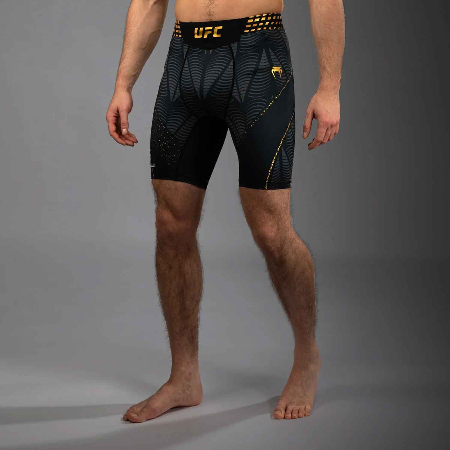 VENUM／ヴェナム　コンプレッション・バーリトゥードショーツ　　UFC Zenith by Venum Authentic Fight Night Men’s Champion Vale Tudo Short／UFC ゼニス by ヴェナム オーセンティック ファイトナイト メンズ バーリトゥードショーツ（チャンピオン）