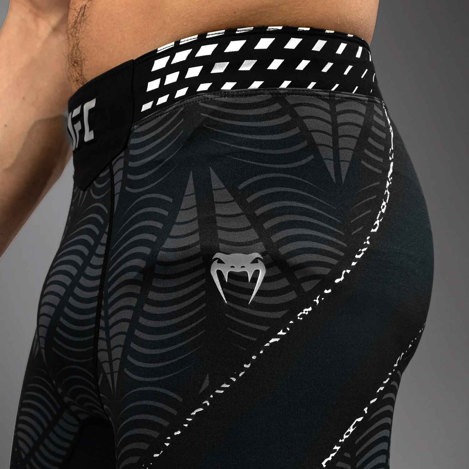 VENUM／ヴェナム　コンプレッション・バーリトゥードショーツ　　UFC Zenith by Venum Authentic Fight Night Men’s Black Vale Tudo Short／UFC ゼニス by ヴェナム オーセンティック ファイトナイト メンズ バーリトゥードショーツ（ブラック）