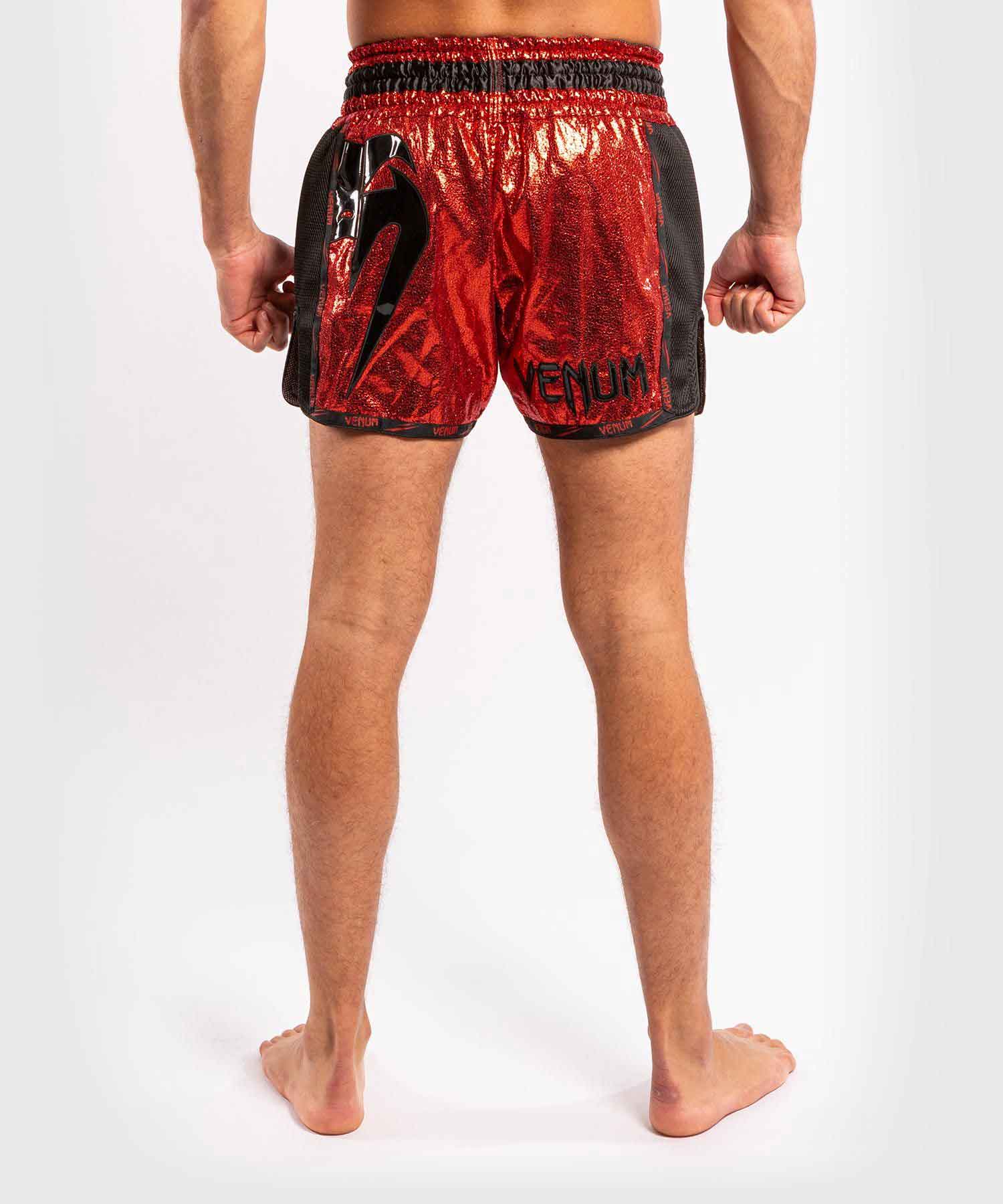 VENUM／ヴェナム　ムエタイショーツ　　GIANT FOIL MUAY THAI SHORTS／ジャイアント フォイル ムエタイショーツ（レッド）