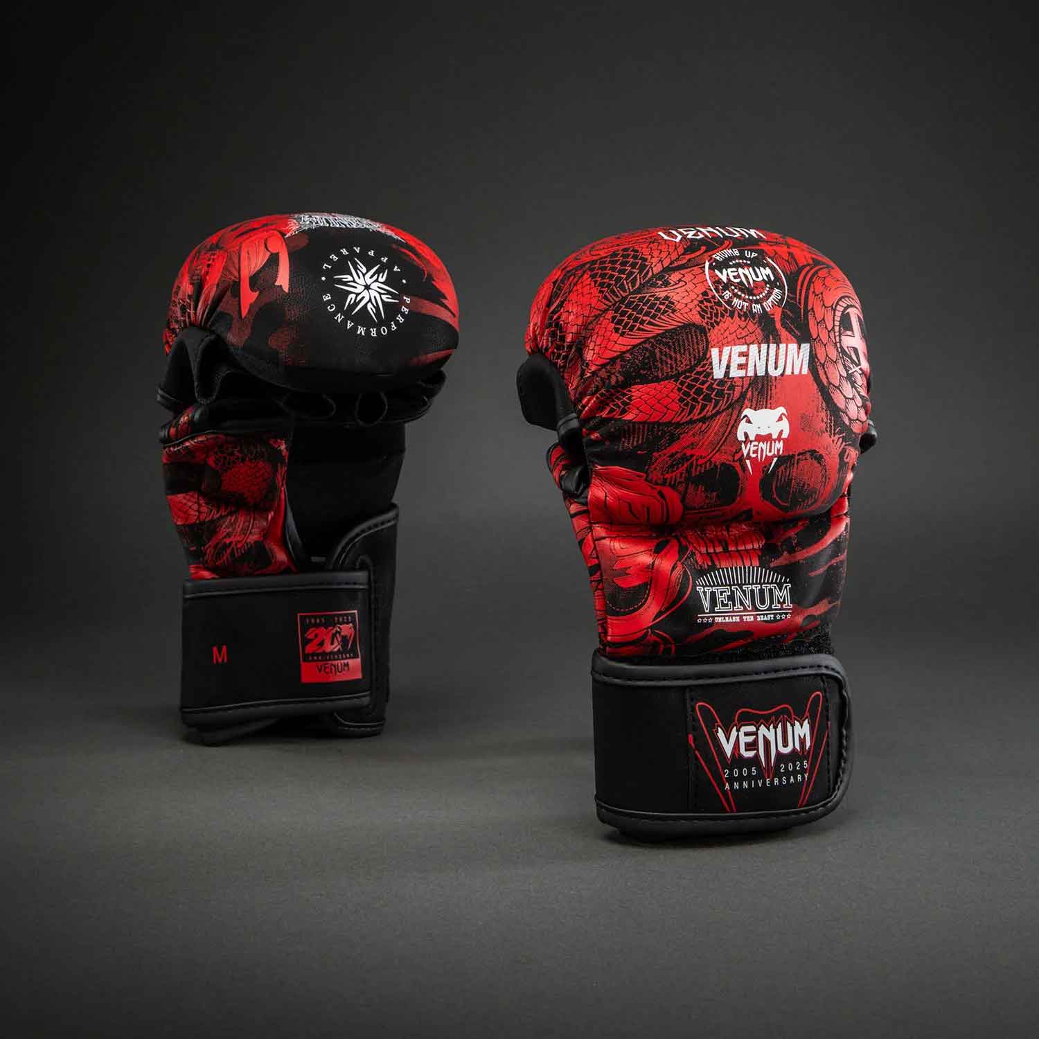 Venum 20th Anniversary Sparring Gloves／ヴェナム 20周年記念スパーリング・グローブ