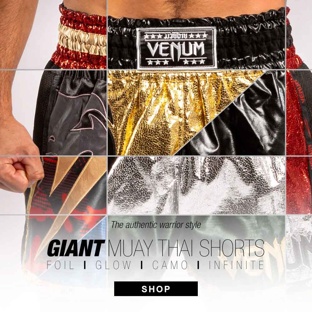 VENUM／ヴェナム　ムエタイショーツ　　GIANT FOIL MUAY THAI SHORTS／ジャイアント フォイル ムエタイショーツ（レッド）