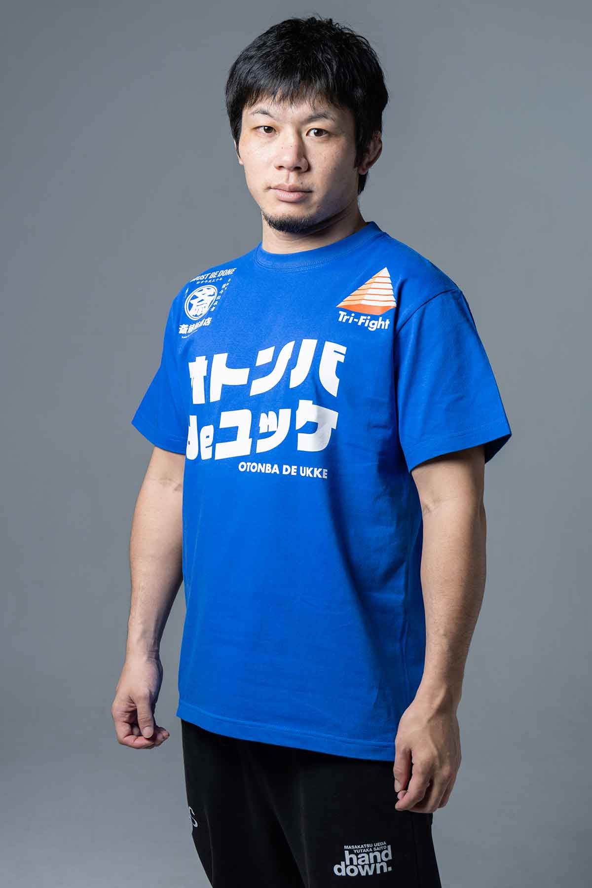 Tri-Fight／トライファイト　　斎藤裕商店×おとんば×トライファイト トリプルネームTシャツ（ユタカブルー）