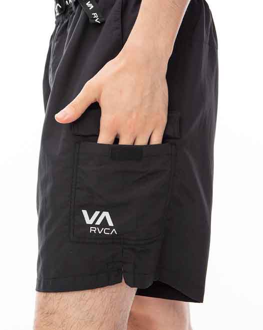 RVCA／ルーカ（ルカ）　ショーツ　　OUTSIDER PACKABLE CARGO SHORTS／アウトサイダー パッカブル カーゴショーツ（黒）