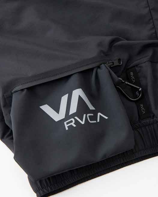 RVCA／ルーカ（ルカ）　ショーツ　　OUTSIDER PACKABLE CARGO SHORTS／アウトサイダー パッカブル カーゴショーツ（黒）