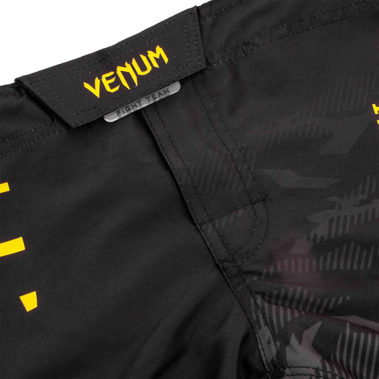 VENUM KIDS／キッズ　ファイトショーツ　　OKINAWA 2.0 KIDS FIGHTSHORTS／沖縄 2.0 キッズ ファイトショーツ（黒／イエロー）