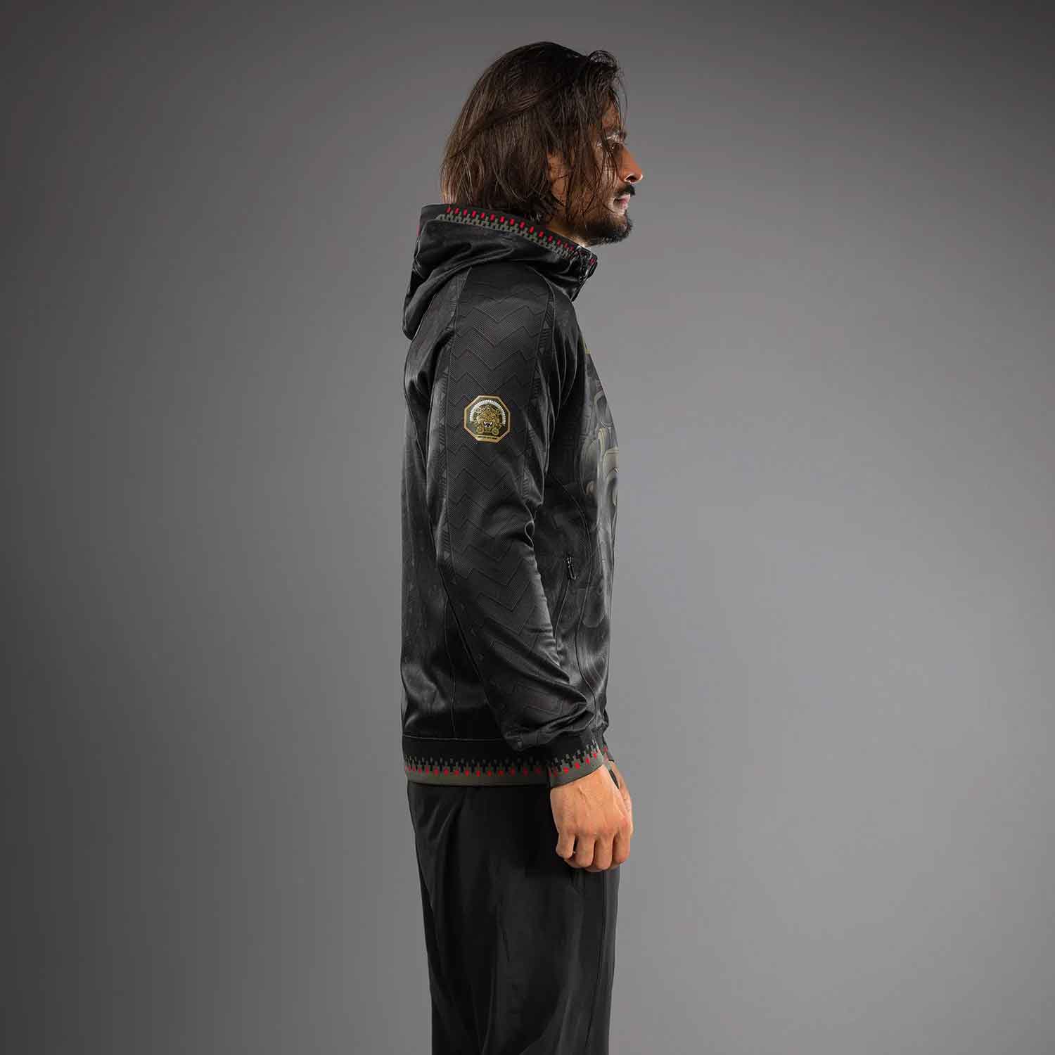 VENUM／ヴェナム　パーカー（フーディー）　　Noche 2.0 UFC by Venum Authentic Fight Night Men’s Black Walkout Hoodie／ノーチェ 2.0 UFC by ヴェナム オーセンティック ファイトナイト メンズ ブラック ウォークアウト フーディ