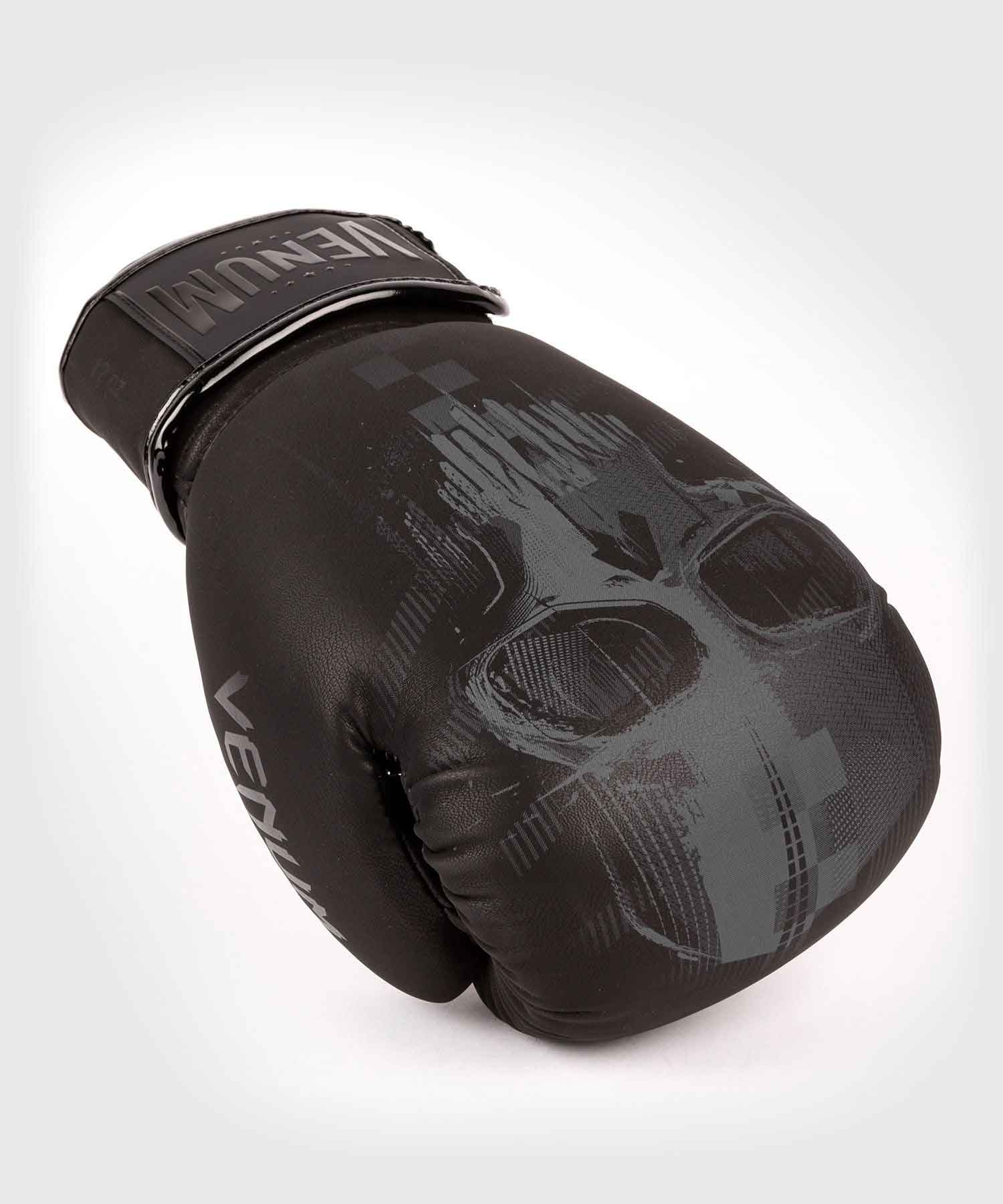 VENUM／ヴェナム　ボクシンググローブ　　SKULL BOXING GLOVES／スカル ボクシンググローブ（マットブラック）