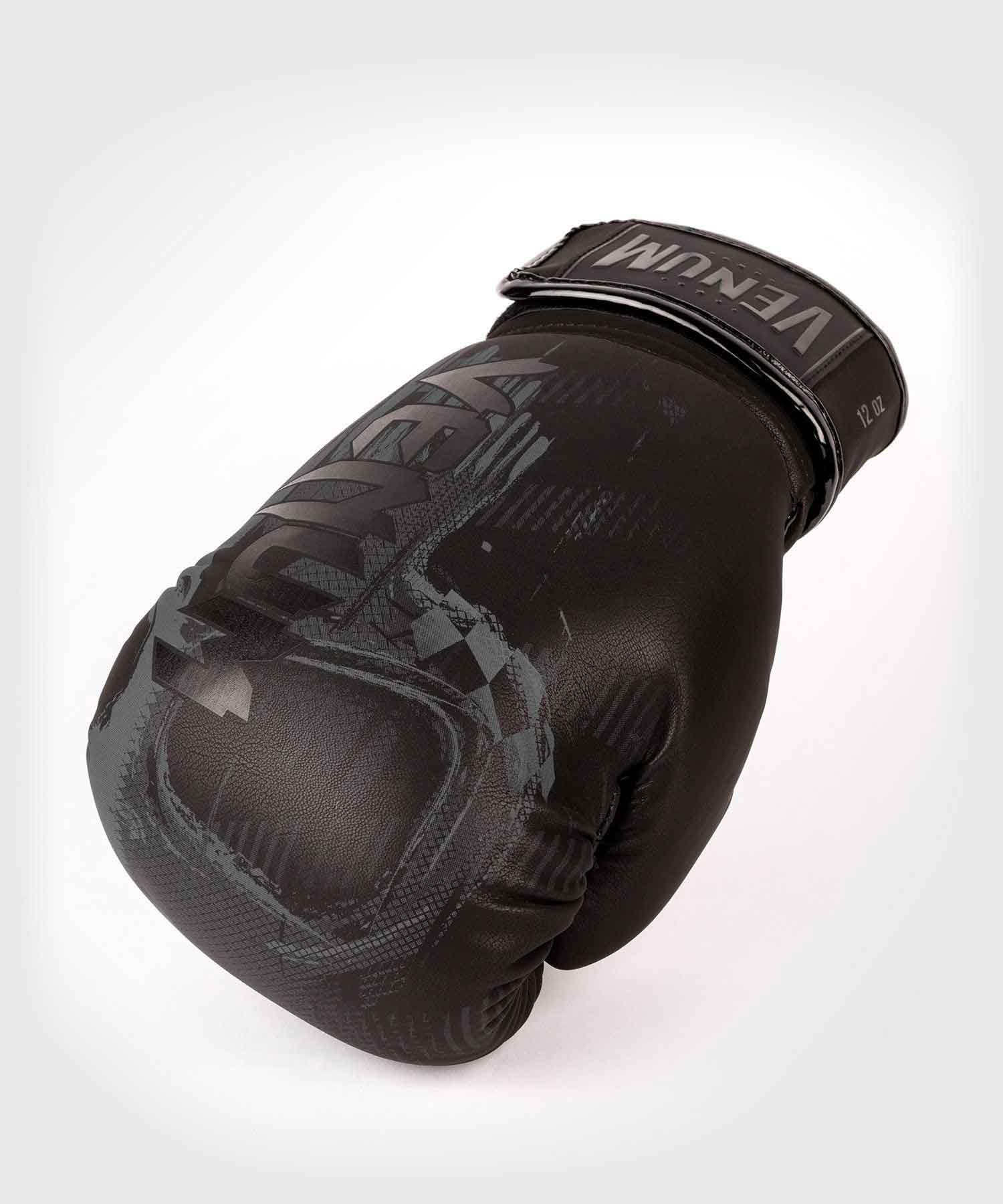 VENUM／ヴェナム　ボクシンググローブ　　SKULL BOXING GLOVES／スカル ボクシンググローブ（マットブラック）