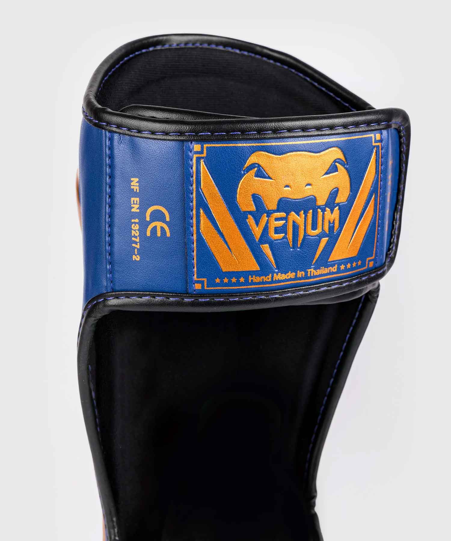 VENUM／ヴェナム　シンガード（レガース）　　Elite Shin Guards Special Edition／特別版エリート シンガード（ロイヤルブルー）
