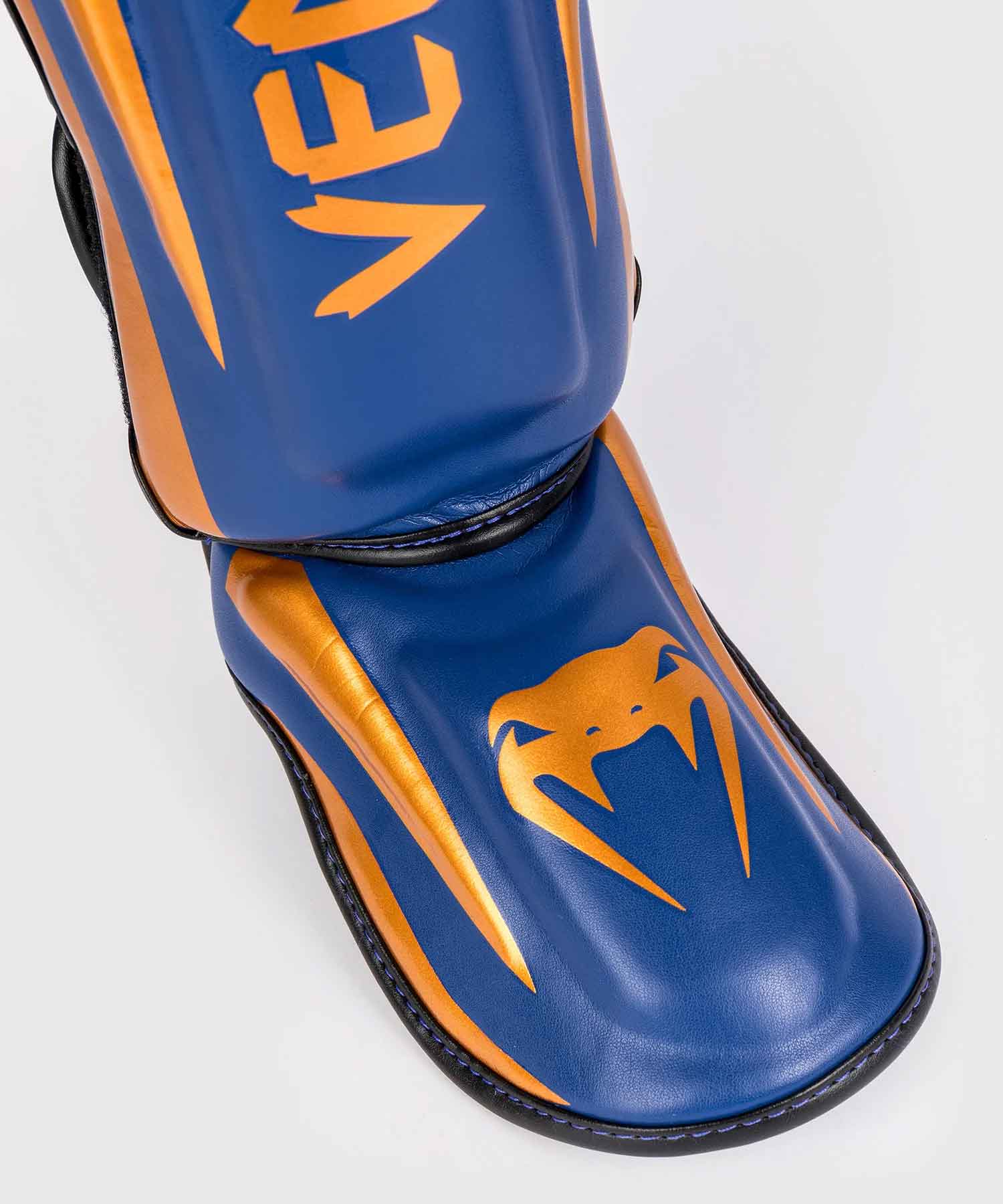 VENUM／ヴェナム　シンガード（レガース）　　Elite Shin Guards Special Edition／特別版エリート シンガード（ロイヤルブルー）