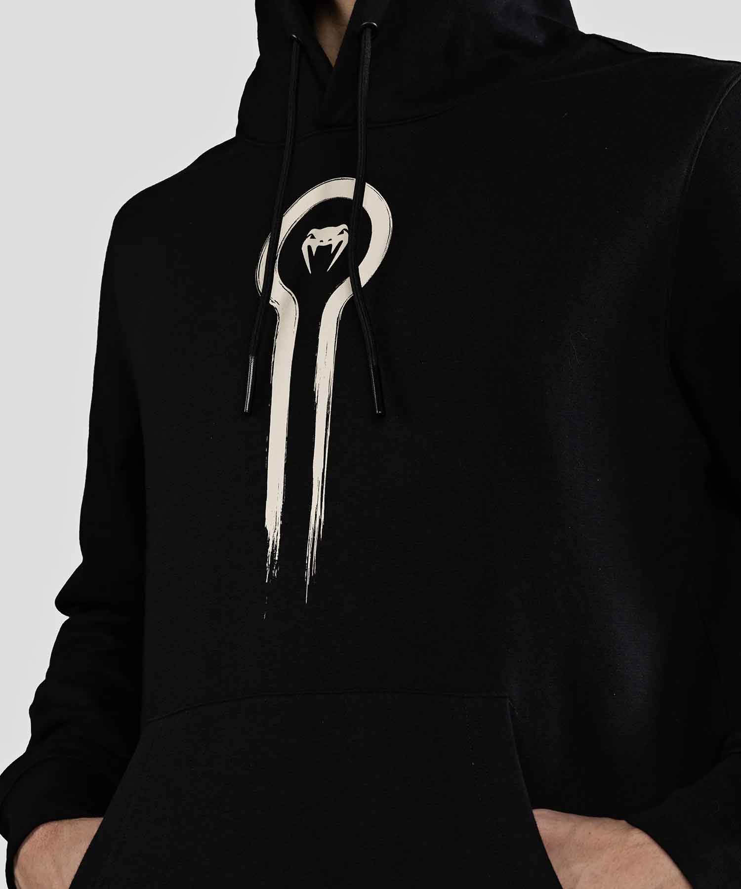 VENUM／ヴェナム　パーカー（フーディー）　　Venum x Assassin's Creed Shadows Hoodie／限定版ヴェナム×アサシン クリード シャドウズ フーディ