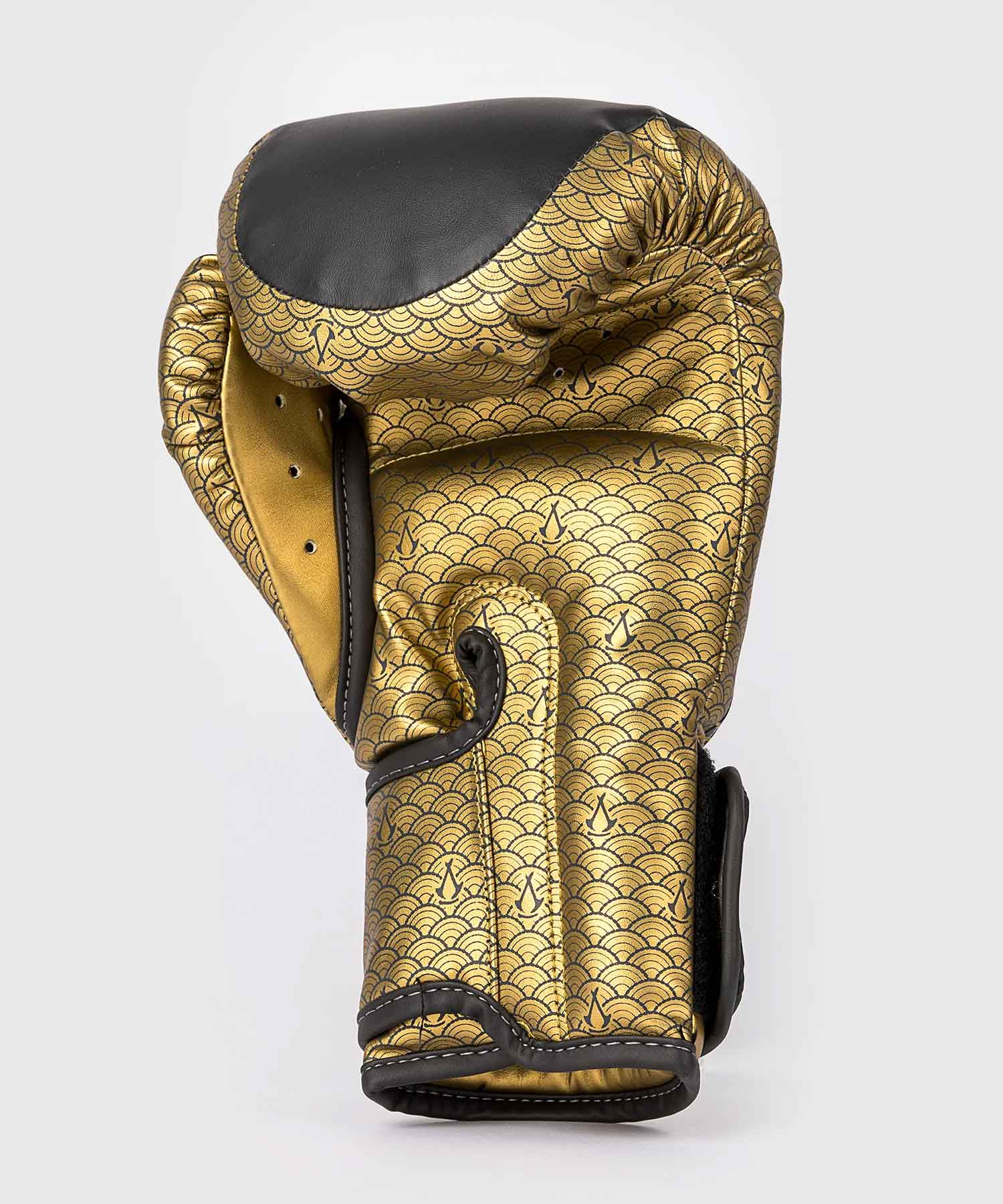 VENUM／ヴェナム　ボクシンググローブ　　Venum x Assassin's Creed Shadows Boxing Gloves／限定版ヴェナム×アサシン クリード シャドウズ ボクシンググローブ