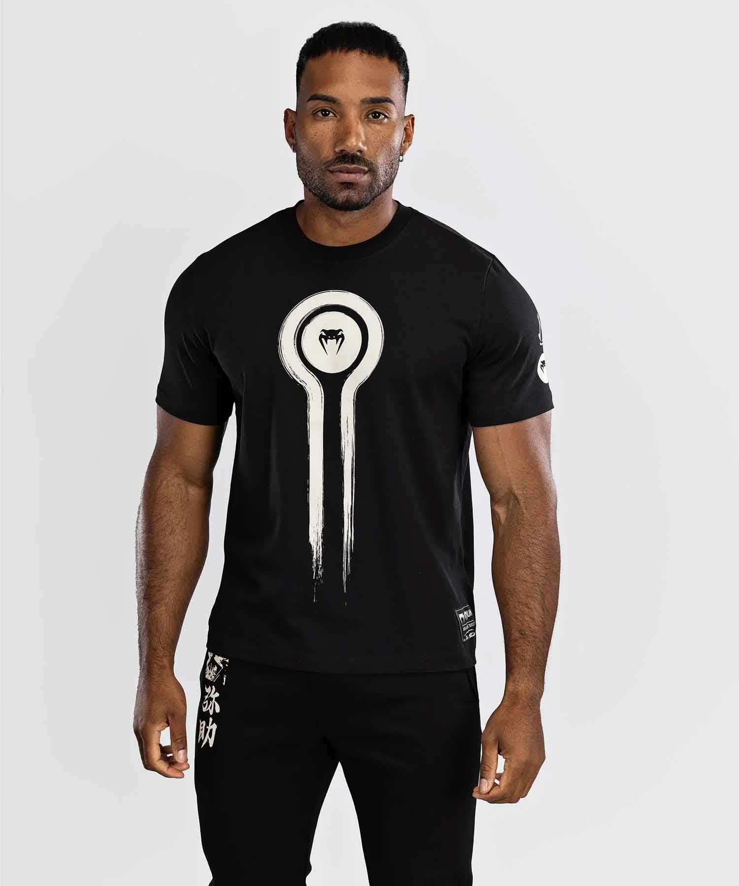 Venum x Assassin's Creed Shadows T-Shirt／限定版ヴェナム×アサシン クリード シャドウズ Tシャツ