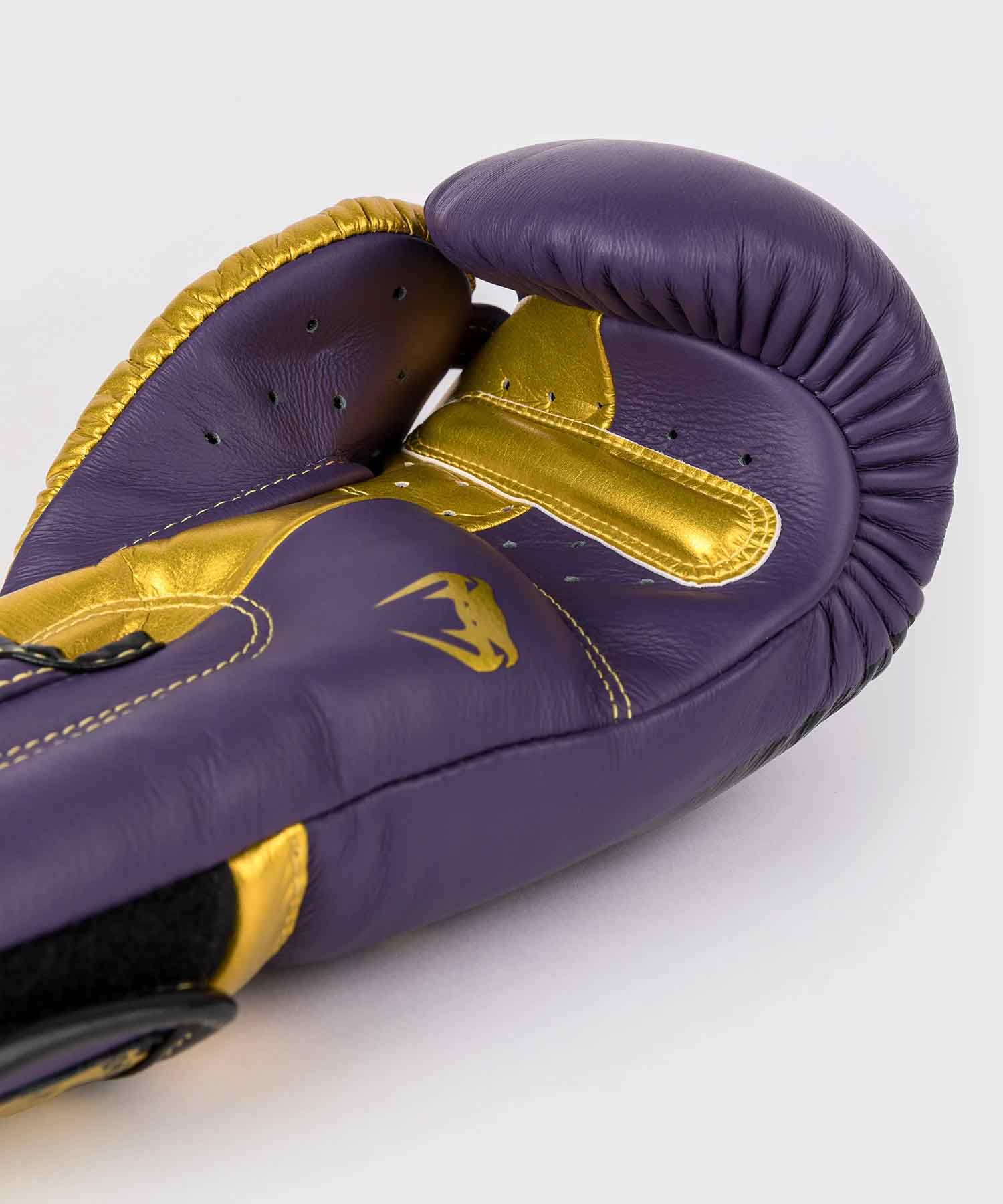 VENUM／ヴェナム　ボクシンググローブ　　Giant 3.0 Boxing Gloves Special Edition／特別版ジャイアント 3.0 ボクシンググローブ（パープル／ゴールド）
